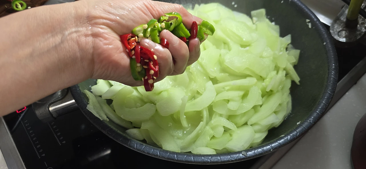 img.jpg?credential=yqXZFxpELC7KVnFOS48ylbz2pIh7yKj8&expires=1759244399&allow_ip=&allow_referer=&signature=NZC%2FL%2F3rs5r5Ww9VLJPDHXf6dNo%3D