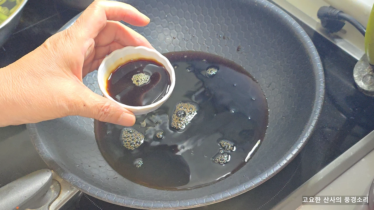 img.png?credential=yqXZFxpELC7KVnFOS48ylbz2pIh7yKj8&expires=1761922799&allow_ip=&allow_referer=&signature=7XVS9iqLbMUGrV6vmxbUYViqcCU%3D