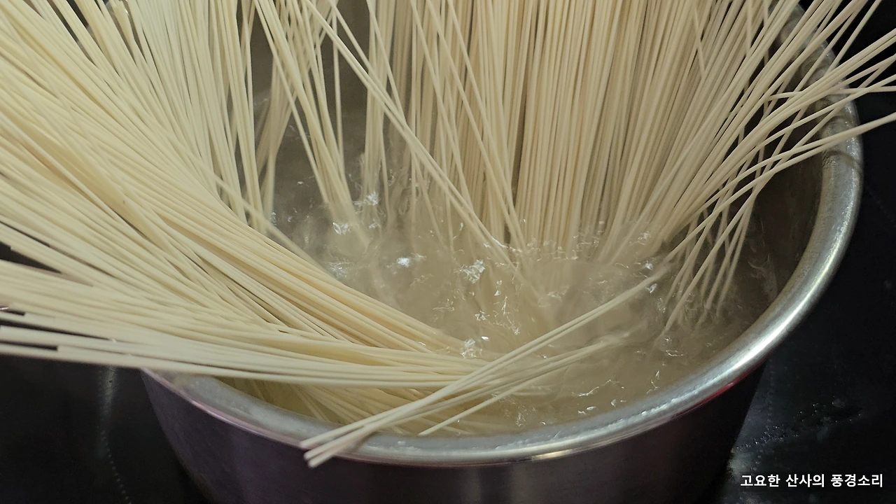 img.png?credential=yqXZFxpELC7KVnFOS48ylbz2pIh7yKj8&expires=1759244399&allow_ip=&allow_referer=&signature=C5uHOd%2Fk6oQz%2FDs5z0PMkmIdToA%3D