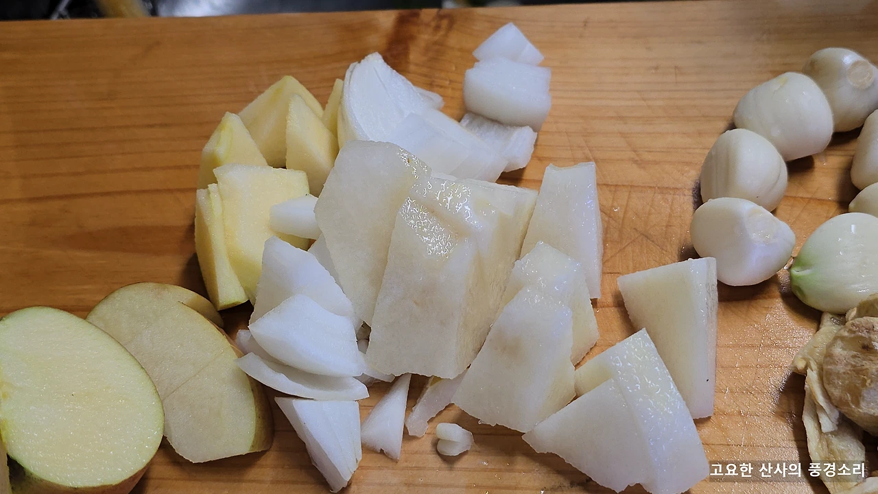 img.png?credential=yqXZFxpELC7KVnFOS48ylbz2pIh7yKj8&expires=1759244399&allow_ip=&allow_referer=&signature=6UpO8F8ArHE6PlP97A6GaMvFgrY%3D