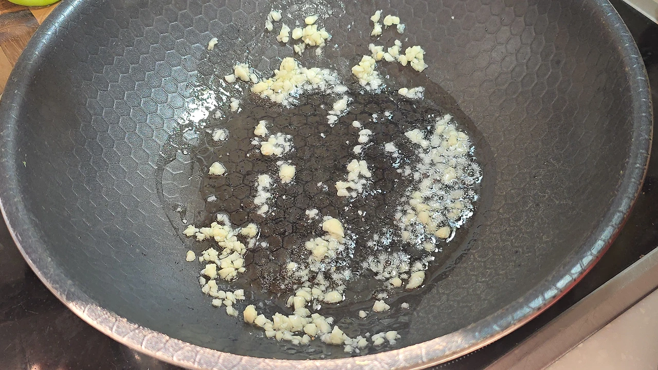 img.jpg?credential=yqXZFxpELC7KVnFOS48ylbz2pIh7yKj8&expires=1759244399&allow_ip=&allow_referer=&signature=Vx5BIMicW1P7jSYEJ3T3LK5NOaM%3D