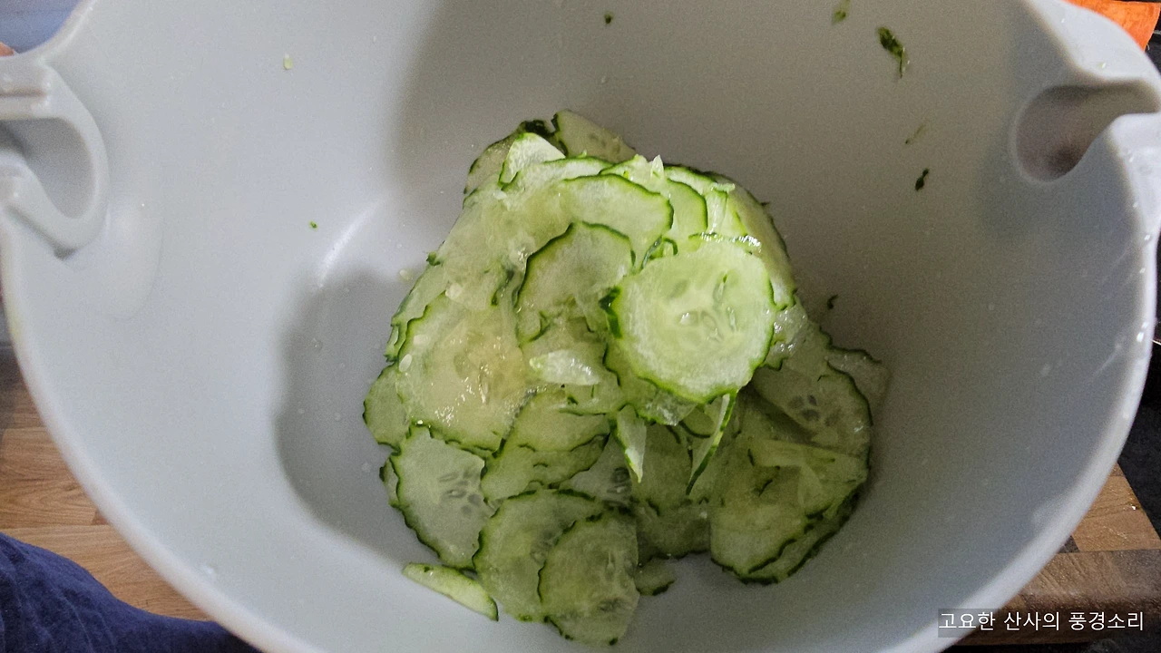 img.png?credential=yqXZFxpELC7KVnFOS48ylbz2pIh7yKj8&expires=1764514799&allow_ip=&allow_referer=&signature=5MAHOF2rph%2FXWLZpMufqUwJJqUU%3D