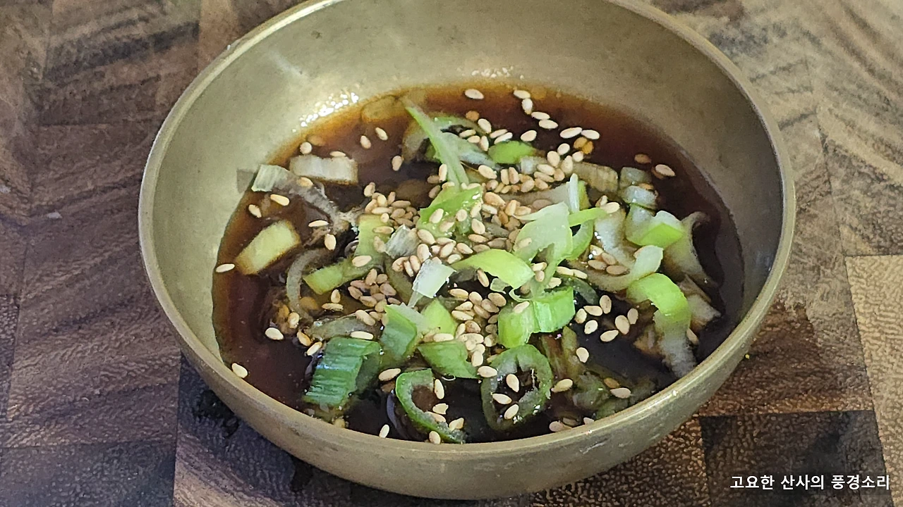 img.png?credential=yqXZFxpELC7KVnFOS48ylbz2pIh7yKj8&expires=1759244399&allow_ip=&allow_referer=&signature=u41sdflKeJcc3J73VJ49VP1k3BU%3D