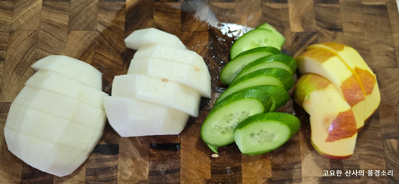 img.png?credential=yqXZFxpELC7KVnFOS48ylbz2pIh7yKj8&expires=1756652399&allow_ip=&allow_referer=&signature=qLRqMQuoN7ey%2FQI4Ywo2UBMgedQ%3D