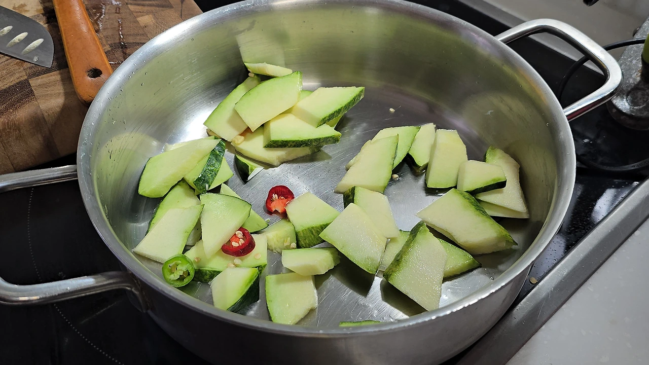 img.jpg?credential=yqXZFxpELC7KVnFOS48ylbz2pIh7yKj8&expires=1764514799&allow_ip=&allow_referer=&signature=ciTbKvR4f7u4dlAoiylq88IM8DM%3D