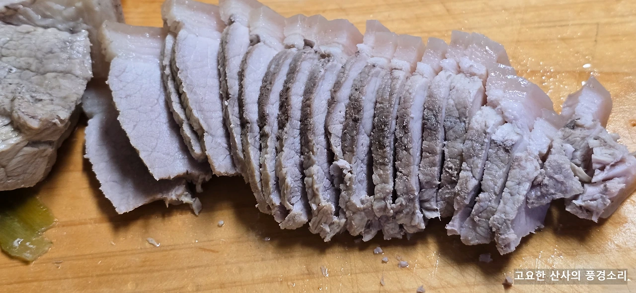 img.png?credential=yqXZFxpELC7KVnFOS48ylbz2pIh7yKj8&expires=1759244399&allow_ip=&allow_referer=&signature=IWRC0DggmTM4UAurZNNOmQuDWV8%3D