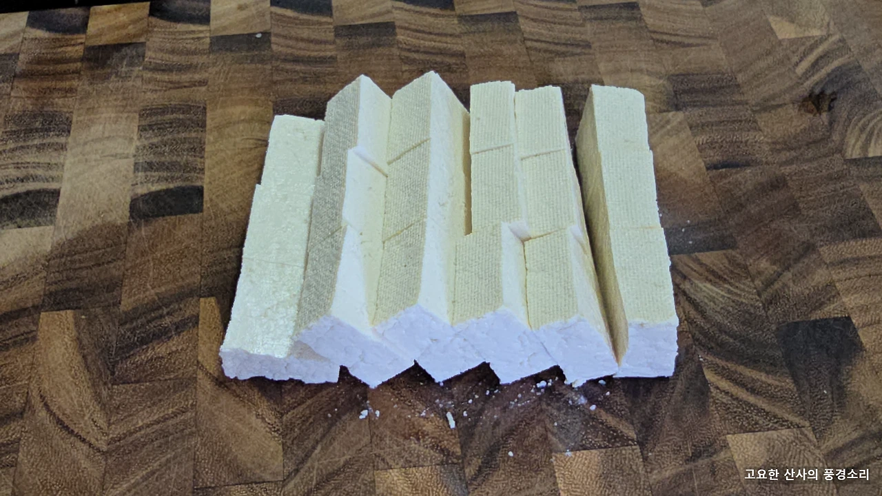 img.png?credential=yqXZFxpELC7KVnFOS48ylbz2pIh7yKj8&expires=1756652399&allow_ip=&allow_referer=&signature=LpQ9MAXmk30dG2piMWVGPI9JHmo%3D