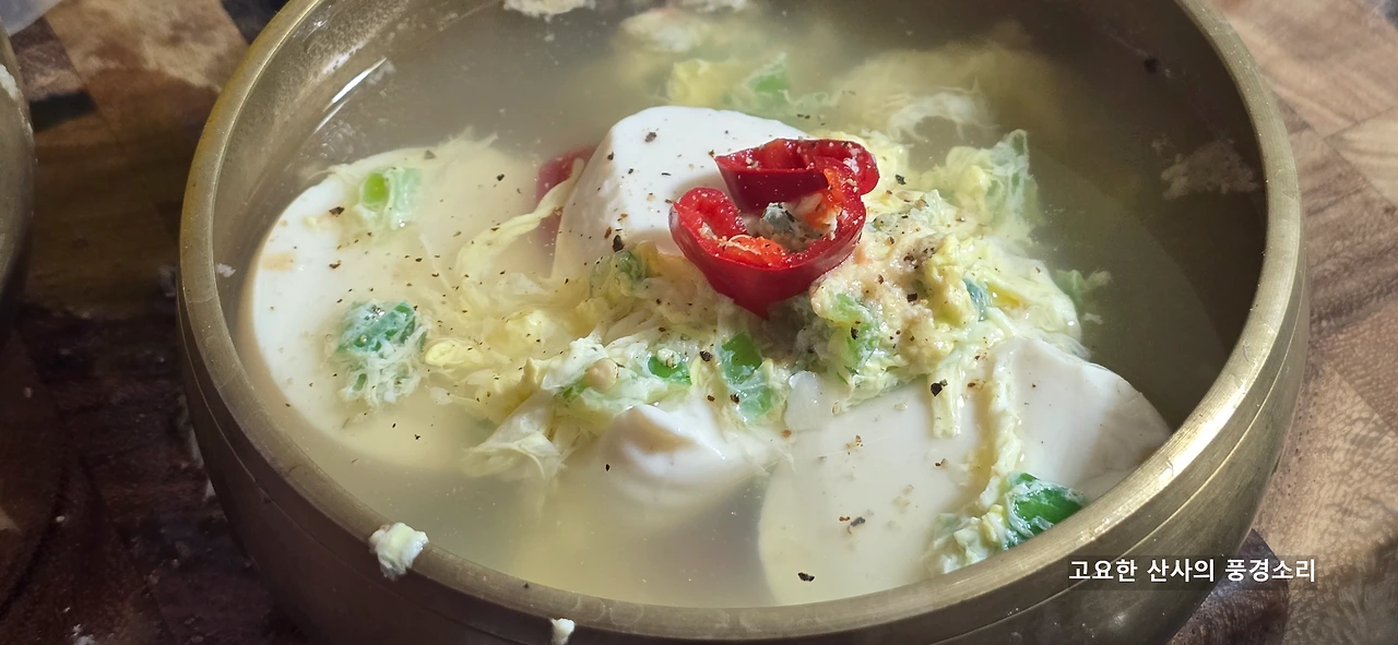 img.png?credential=yqXZFxpELC7KVnFOS48ylbz2pIh7yKj8&expires=1761922799&allow_ip=&allow_referer=&signature=sm%2Bq7LS%2BAFhLJXa0C5YrseTXw6g%3D