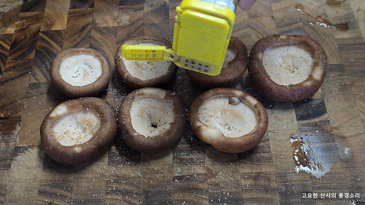 img.png?credential=yqXZFxpELC7KVnFOS48ylbz2pIh7yKj8&expires=1769871599&allow_ip=&allow_referer=&signature=NnnzAxt4A%2FveORYkipjxceFWb8c%3D