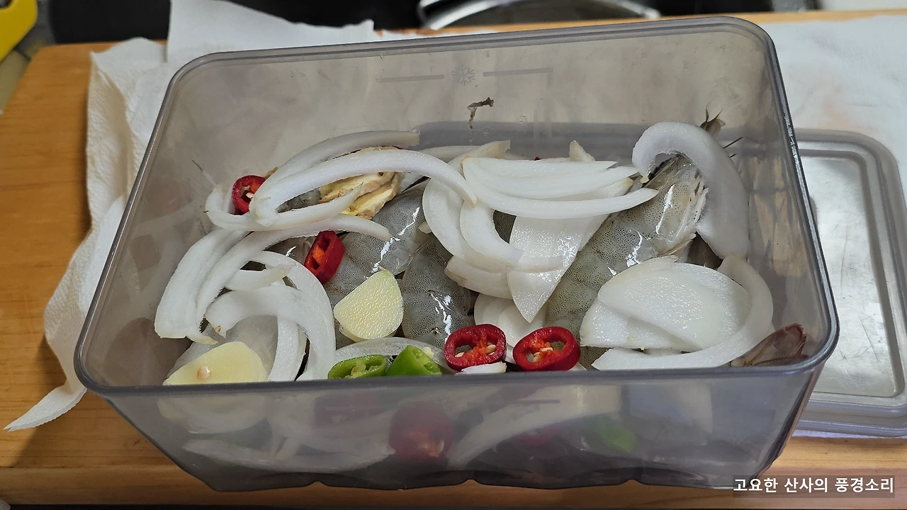 img.png?credential=yqXZFxpELC7KVnFOS48ylbz2pIh7yKj8&expires=1759244399&allow_ip=&allow_referer=&signature=HY%2FW%2Bq00L3F%2FomMy4AV8i3Napuc%3D