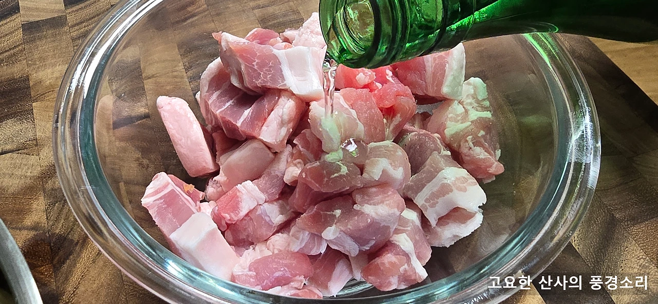 img.png?credential=yqXZFxpELC7KVnFOS48ylbz2pIh7yKj8&expires=1756652399&allow_ip=&allow_referer=&signature=zQpbFqPg%2FfsvIXYiml%2FM9hM63%2Fw%3D