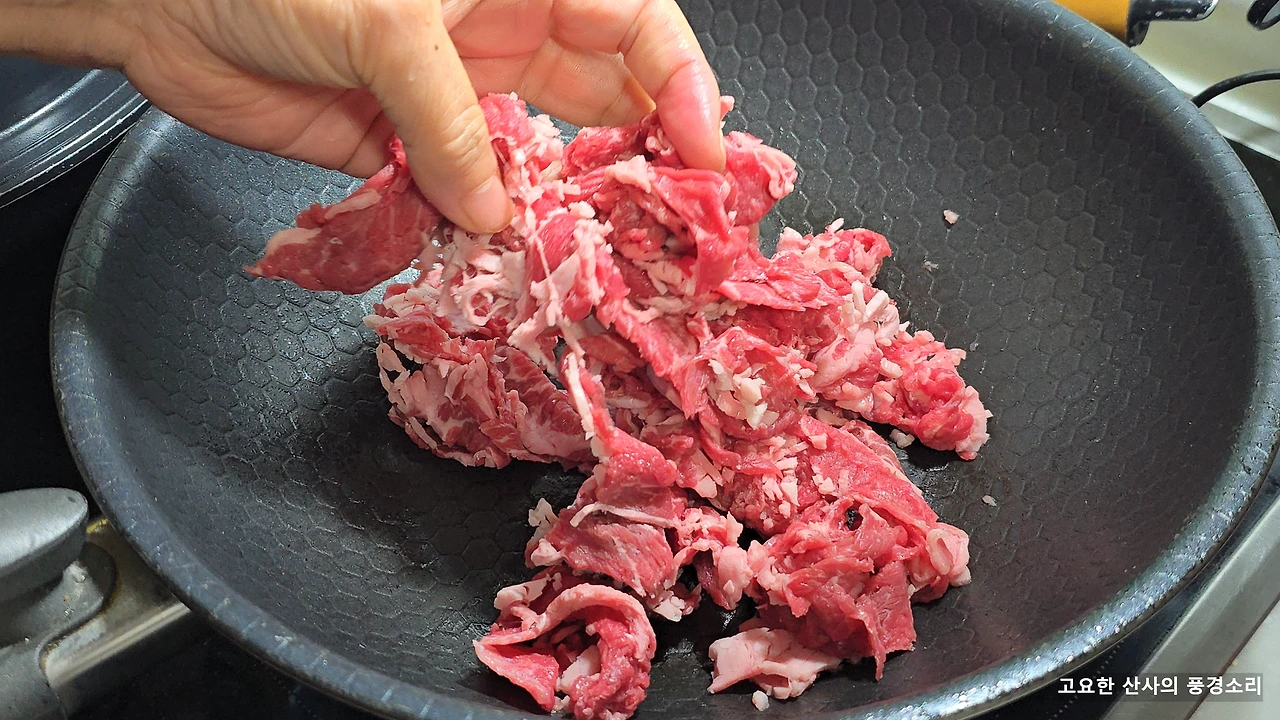 img.png?credential=yqXZFxpELC7KVnFOS48ylbz2pIh7yKj8&expires=1764514799&allow_ip=&allow_referer=&signature=ZjCc8OaecSrXzYebP9nByJlSjYU%3D