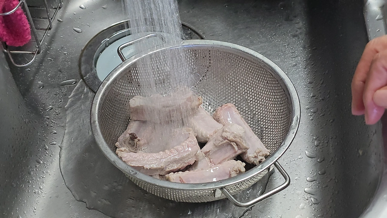 img.jpg?credential=yqXZFxpELC7KVnFOS48ylbz2pIh7yKj8&expires=1756652399&allow_ip=&allow_referer=&signature=x3v0B%2Bto%2FeWrTMVEkyHDndPfldk%3D