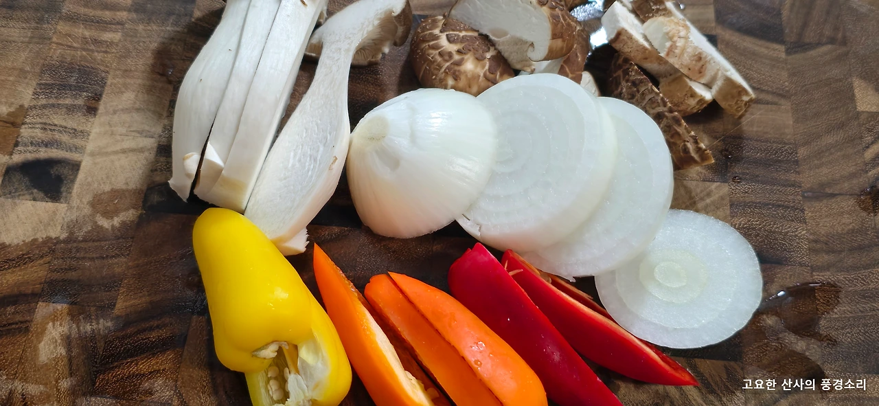 img.png?credential=yqXZFxpELC7KVnFOS48ylbz2pIh7yKj8&expires=1756652399&allow_ip=&allow_referer=&signature=rPzijR267H4g0wUfh2ZJ%2BhHZiXs%3D