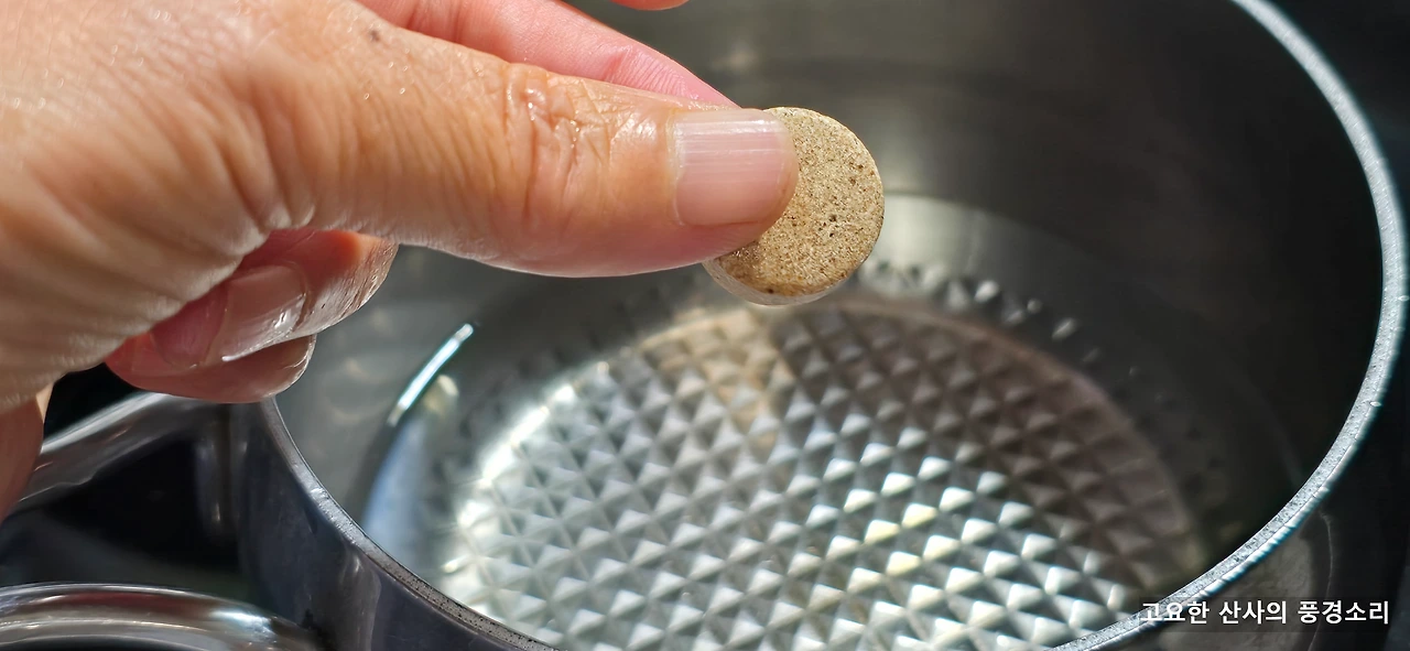 img.png?credential=yqXZFxpELC7KVnFOS48ylbz2pIh7yKj8&expires=1759244399&allow_ip=&allow_referer=&signature=rX72kngkH8btiy2HH51AUmIBjVs%3D