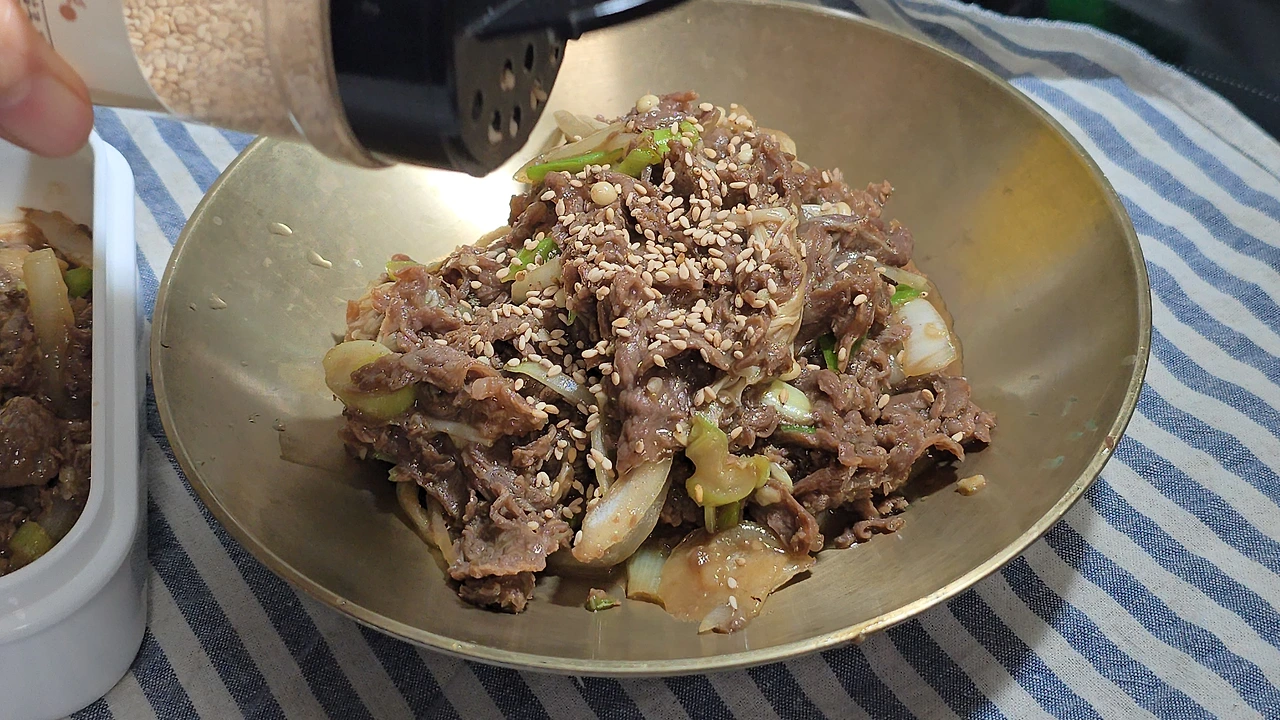 img.jpg?credential=yqXZFxpELC7KVnFOS48ylbz2pIh7yKj8&expires=1761922799&allow_ip=&allow_referer=&signature=L%2FHiGCcebCP%2FoLWVYRdaxnAPcB4%3D