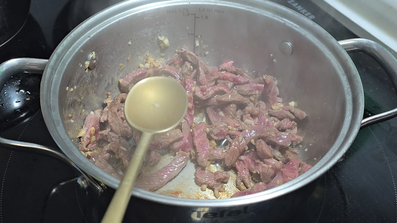 img.jpg?credential=yqXZFxpELC7KVnFOS48ylbz2pIh7yKj8&expires=1767193199&allow_ip=&allow_referer=&signature=IowfFuPTZ3M7F4E4baXx0WxIzfw%3D