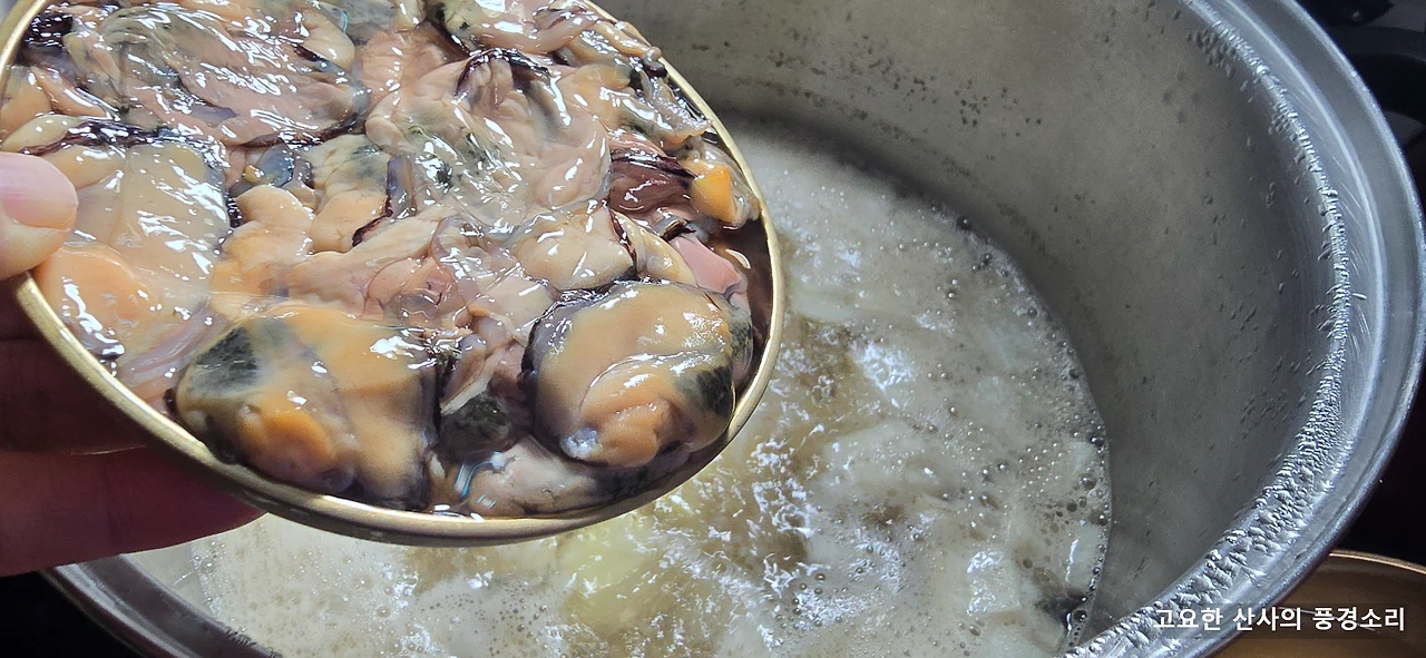 img.png?credential=yqXZFxpELC7KVnFOS48ylbz2pIh7yKj8&expires=1761922799&allow_ip=&allow_referer=&signature=1bKSJCFgLFAFO3m4qj5aeUFWUvU%3D