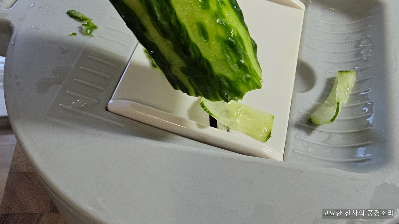 img.png?credential=yqXZFxpELC7KVnFOS48ylbz2pIh7yKj8&expires=1764514799&allow_ip=&allow_referer=&signature=d36BzFQ2rKgkvwfDM3Mhjt4TwQg%3D