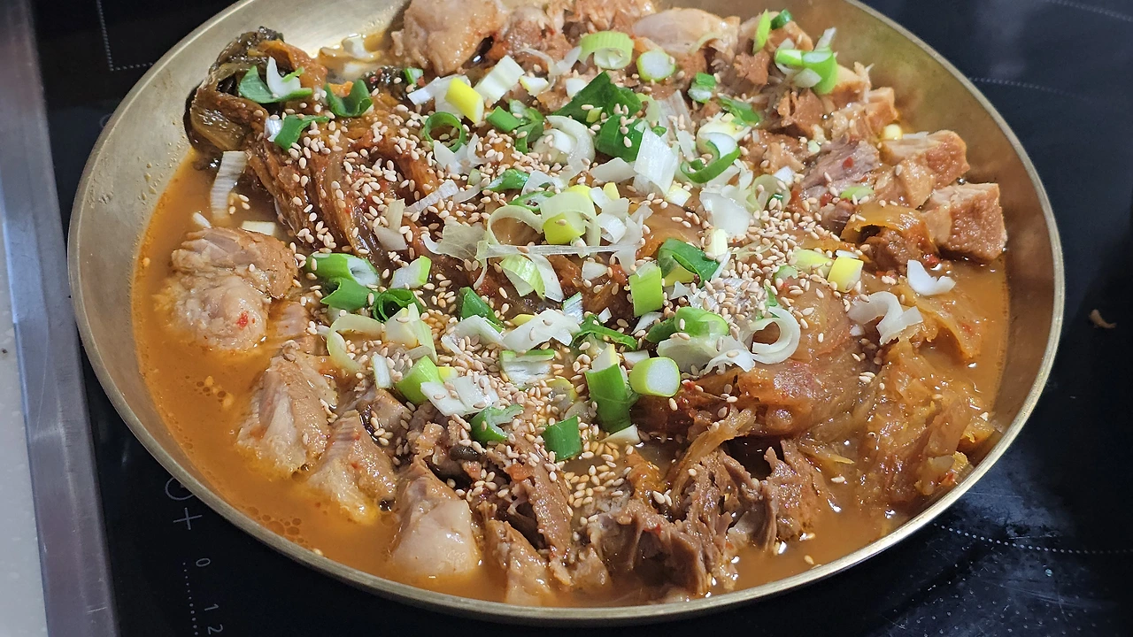 img.jpg?credential=yqXZFxpELC7KVnFOS48ylbz2pIh7yKj8&expires=1769871599&allow_ip=&allow_referer=&signature=hdeUiO79qCrB6N4JiLdRFywgk8k%3D