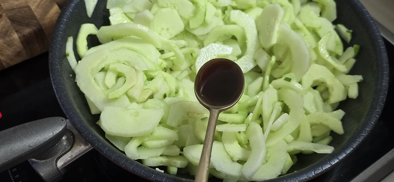 img.jpg?credential=yqXZFxpELC7KVnFOS48ylbz2pIh7yKj8&expires=1756652399&allow_ip=&allow_referer=&signature=PH3Rmg%2By5uV6l70ePWFU8HHsdiQ%3D