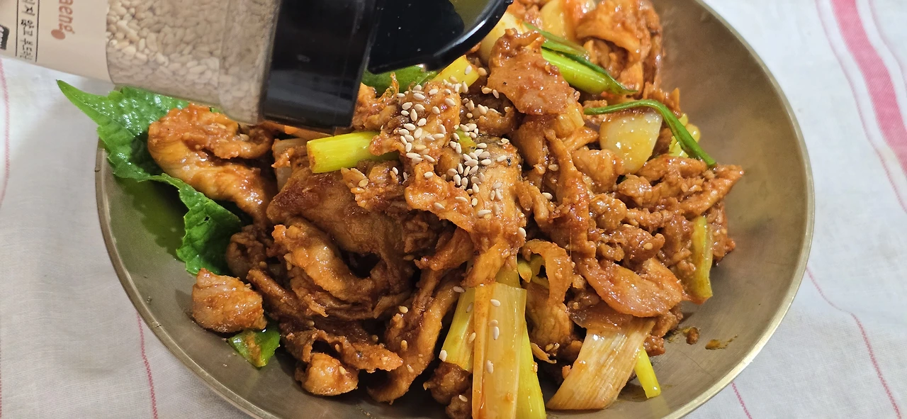 img.jpg?credential=yqXZFxpELC7KVnFOS48ylbz2pIh7yKj8&expires=1759244399&allow_ip=&allow_referer=&signature=%2BALj1%2Fb8YhkpUdhqb5shJKHF1NI%3D