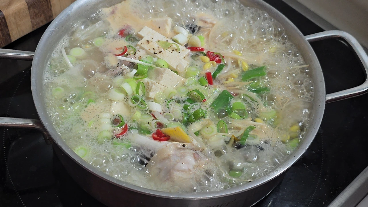 img.jpg?credential=yqXZFxpELC7KVnFOS48ylbz2pIh7yKj8&expires=1759244399&allow_ip=&allow_referer=&signature=h%2FITkvsW1jOMJ0iabmdm90KhsVE%3D