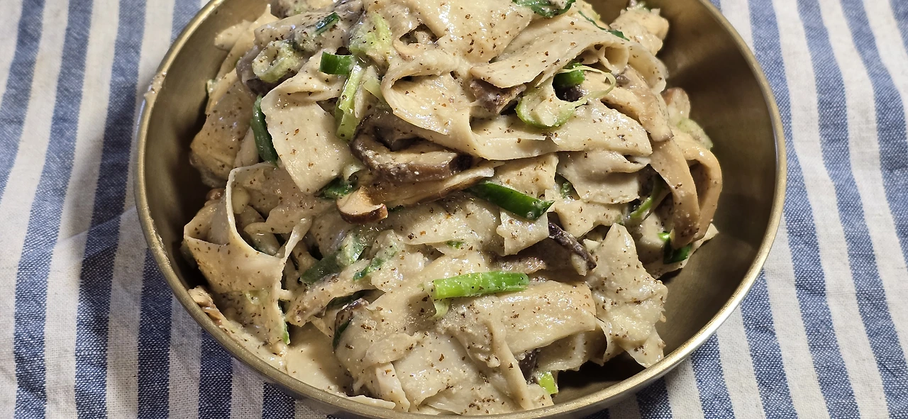 img.jpg?credential=yqXZFxpELC7KVnFOS48ylbz2pIh7yKj8&expires=1767193199&allow_ip=&allow_referer=&signature=fsWc7JuEkSOngr8ks8Tl0dOHyCk%3D