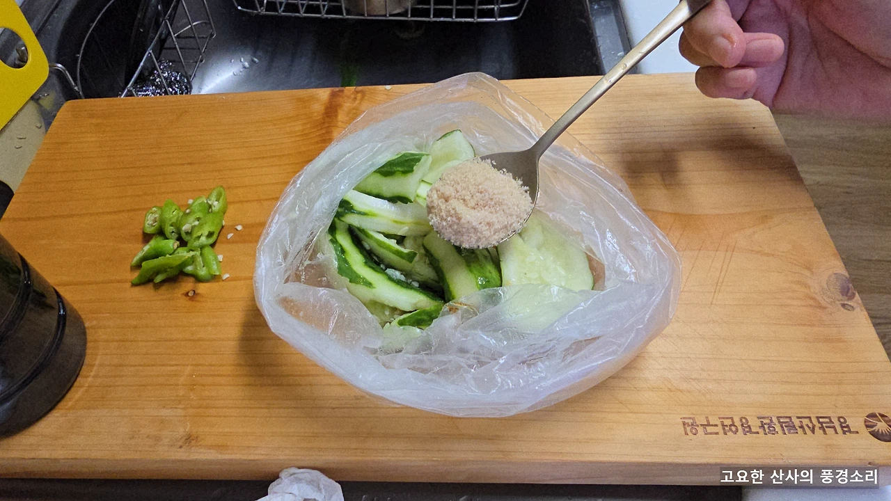 img.png?credential=yqXZFxpELC7KVnFOS48ylbz2pIh7yKj8&expires=1759244399&allow_ip=&allow_referer=&signature=QMS8s%2FhBxxkTHTl1xEEIG3axkD4%3D