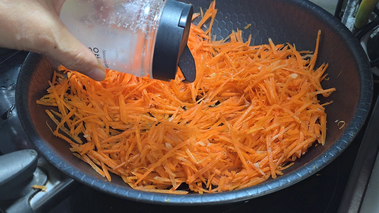 img.jpg?credential=yqXZFxpELC7KVnFOS48ylbz2pIh7yKj8&expires=1761922799&allow_ip=&allow_referer=&signature=qqIUP0BfEsAr0rR%2FQXqmUIzPZpU%3D