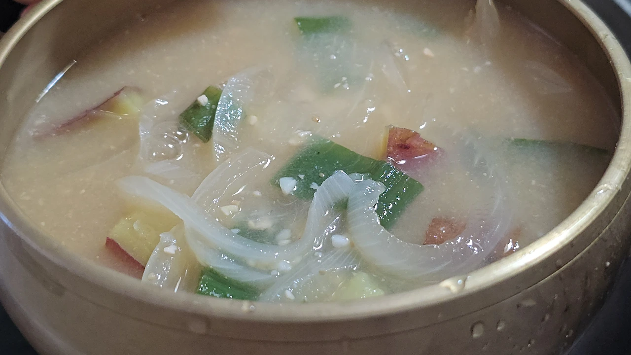 img.jpg?credential=yqXZFxpELC7KVnFOS48ylbz2pIh7yKj8&expires=1767193199&allow_ip=&allow_referer=&signature=65UplmbNwpyku0DHM%2F6cYIrBscM%3D