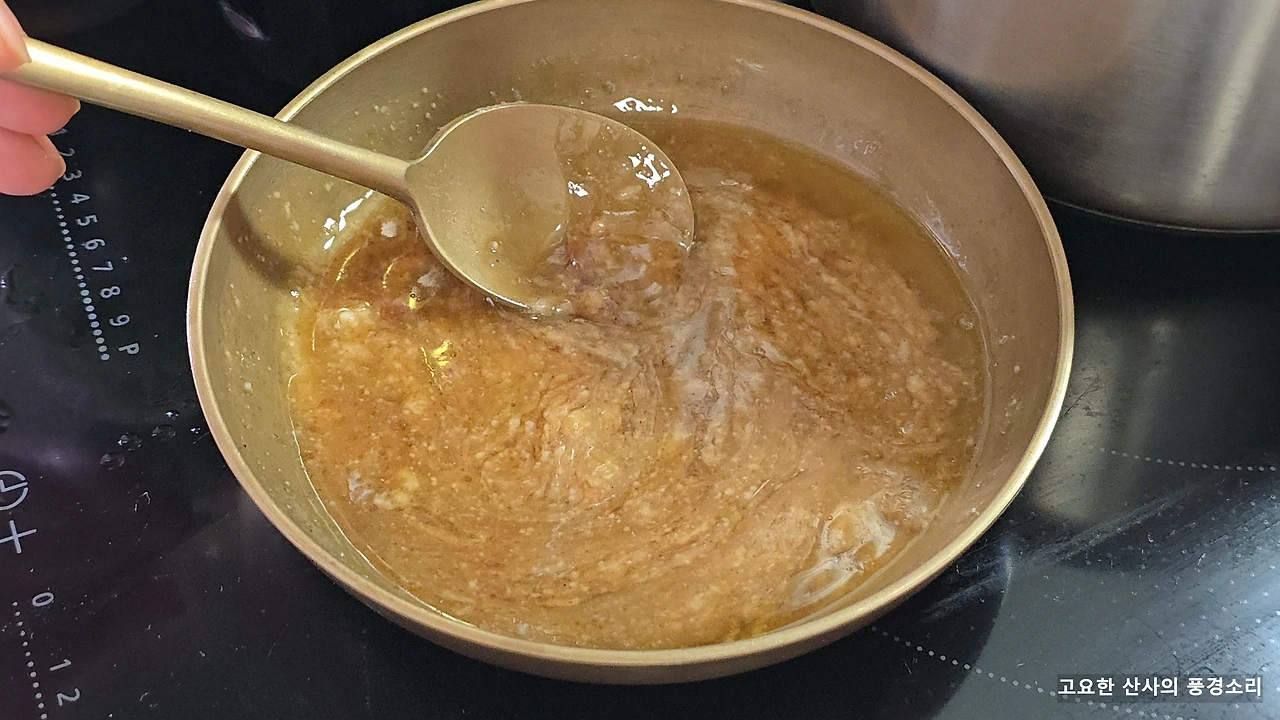 img.png?credential=yqXZFxpELC7KVnFOS48ylbz2pIh7yKj8&expires=1759244399&allow_ip=&allow_referer=&signature=uEcIuYyda%2Bx1N%2FoFh%2B0KTyaT80s%3D