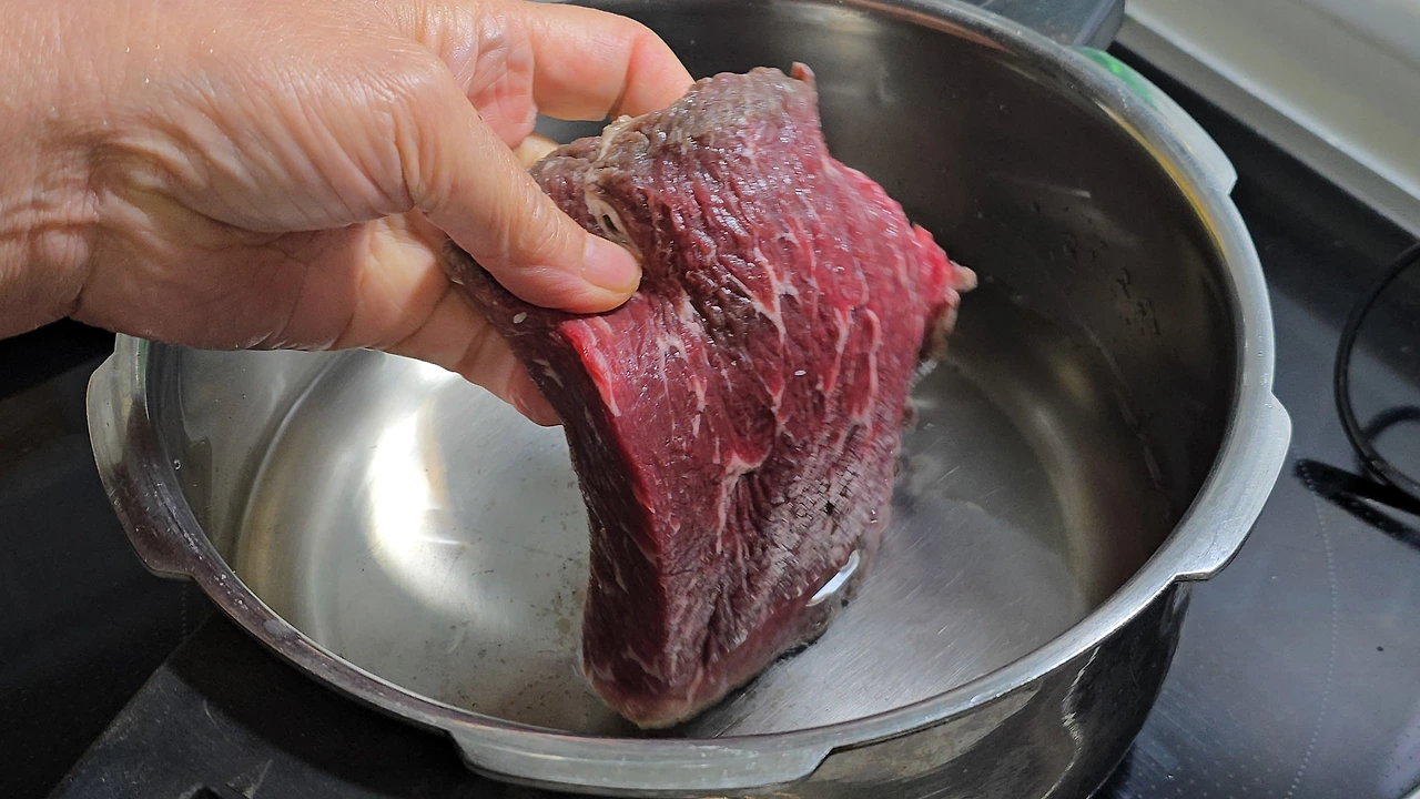 img.jpg?credential=yqXZFxpELC7KVnFOS48ylbz2pIh7yKj8&expires=1764514799&allow_ip=&allow_referer=&signature=pjAdO%2Bnv5QCebP1p%2Bm09yWf5MgQ%3D