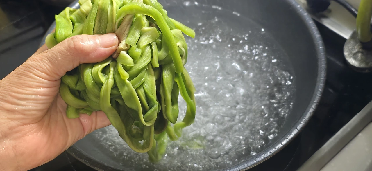 img.jpg?credential=yqXZFxpELC7KVnFOS48ylbz2pIh7yKj8&expires=1759244399&allow_ip=&allow_referer=&signature=NTCsQwninyzLBZHwq7jbzMTm76c%3D