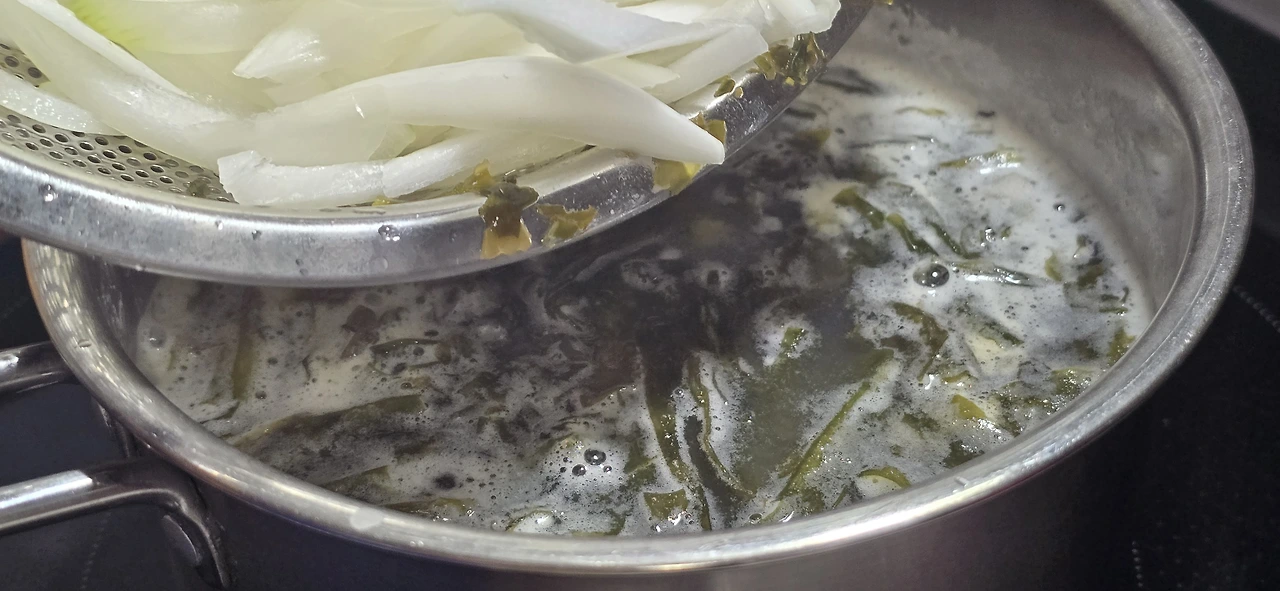 img.jpg?credential=yqXZFxpELC7KVnFOS48ylbz2pIh7yKj8&expires=1751295599&allow_ip=&allow_referer=&signature=CBMVXWwS%2Fuoij0kFwX%2Fl3UYriwE%3D