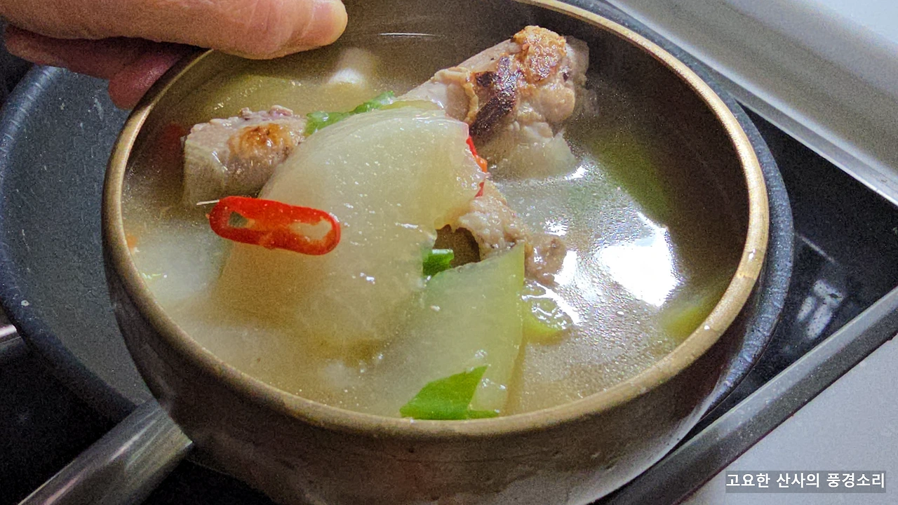 img.png?credential=yqXZFxpELC7KVnFOS48ylbz2pIh7yKj8&expires=1769871599&allow_ip=&allow_referer=&signature=63RiqqC875trZZv86MTd56FK6CU%3D