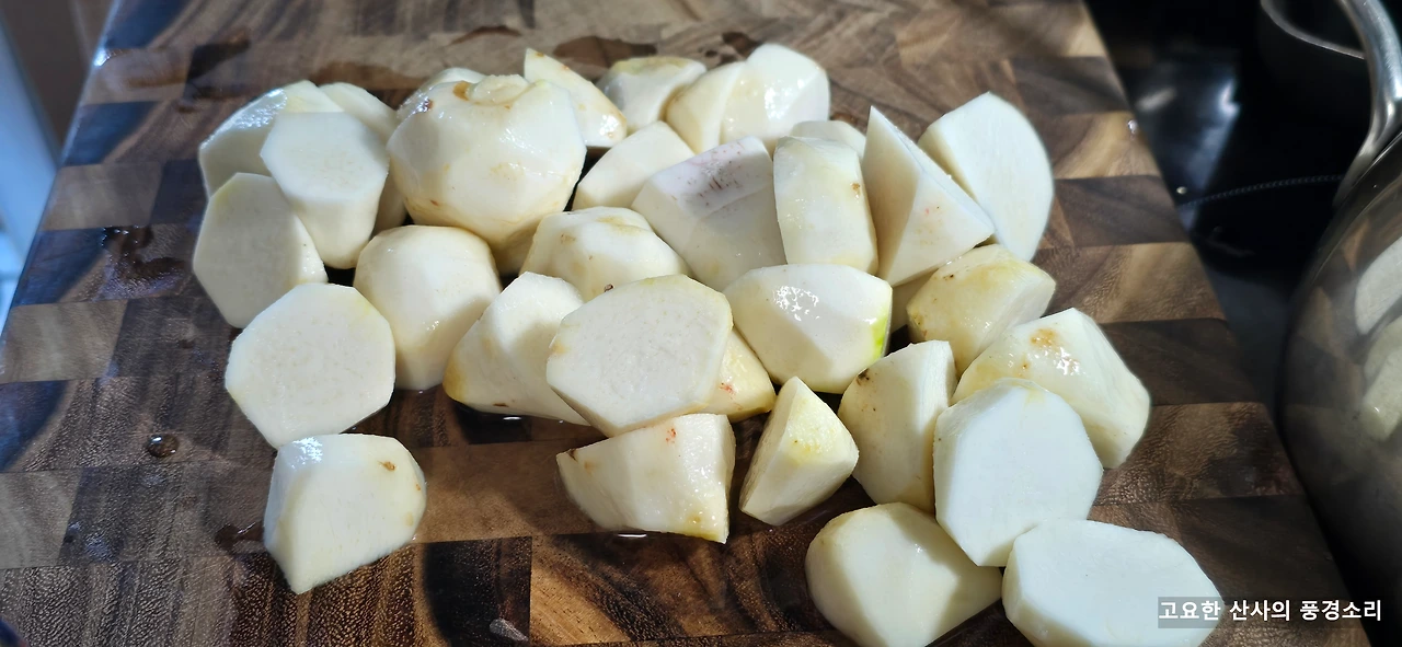 img.png?credential=yqXZFxpELC7KVnFOS48ylbz2pIh7yKj8&expires=1764514799&allow_ip=&allow_referer=&signature=EYe055X7mrRQqF7lZjA%2Bet3Xb8Q%3D