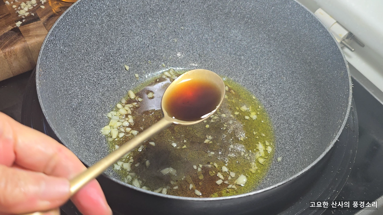 img.png?credential=yqXZFxpELC7KVnFOS48ylbz2pIh7yKj8&expires=1767193199&allow_ip=&allow_referer=&signature=6AdcHXXlts3Nbmzy6XWh8YEFzjE%3D