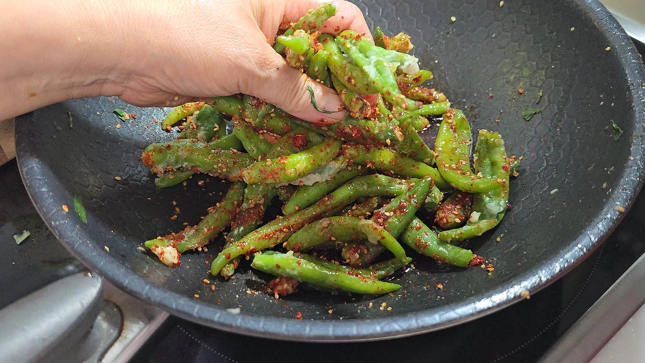 img.jpg?credential=yqXZFxpELC7KVnFOS48ylbz2pIh7yKj8&expires=1759244399&allow_ip=&allow_referer=&signature=%2B5z3b7hcu6eka%2B4O3djREFfreqE%3D