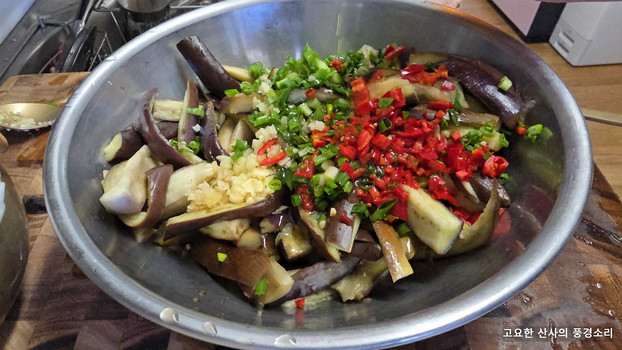 img.png?credential=yqXZFxpELC7KVnFOS48ylbz2pIh7yKj8&expires=1761922799&allow_ip=&allow_referer=&signature=AvpzwwcSkl4pZjYf9HoNduA2WTg%3D