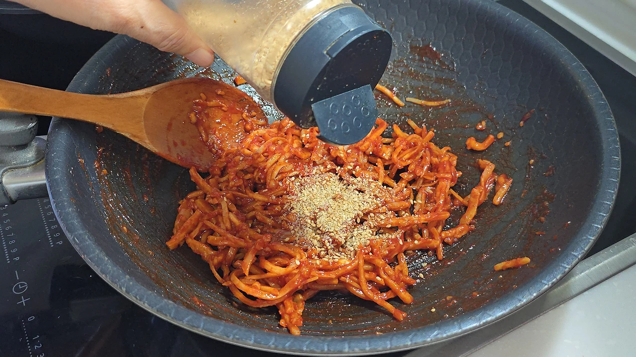 img.jpg?credential=yqXZFxpELC7KVnFOS48ylbz2pIh7yKj8&expires=1756652399&allow_ip=&allow_referer=&signature=BKwSragf%2BRDc05h9u%2FfCPaZ6keE%3D