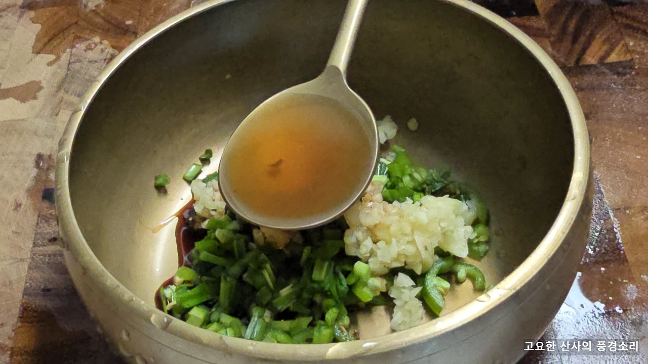 img.png?credential=yqXZFxpELC7KVnFOS48ylbz2pIh7yKj8&expires=1764514799&allow_ip=&allow_referer=&signature=D7k7r4fs9W6PdtMFNkzWyu1L4ag%3D