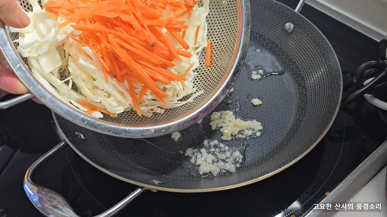 img.png?credential=yqXZFxpELC7KVnFOS48ylbz2pIh7yKj8&expires=1759244399&allow_ip=&allow_referer=&signature=PixMorjW6Romu9kR3E58tWURZPI%3D