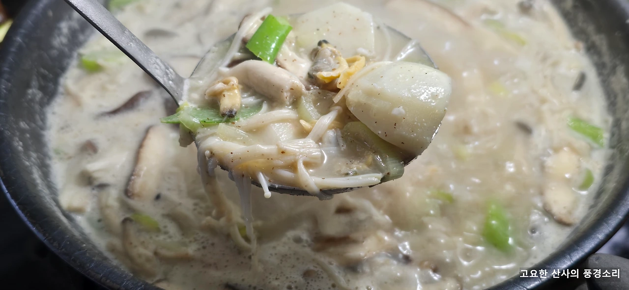 img.png?credential=yqXZFxpELC7KVnFOS48ylbz2pIh7yKj8&expires=1764514799&allow_ip=&allow_referer=&signature=5bOyvc%2BXHtGzCI0pjYMwSTgF8g4%3D