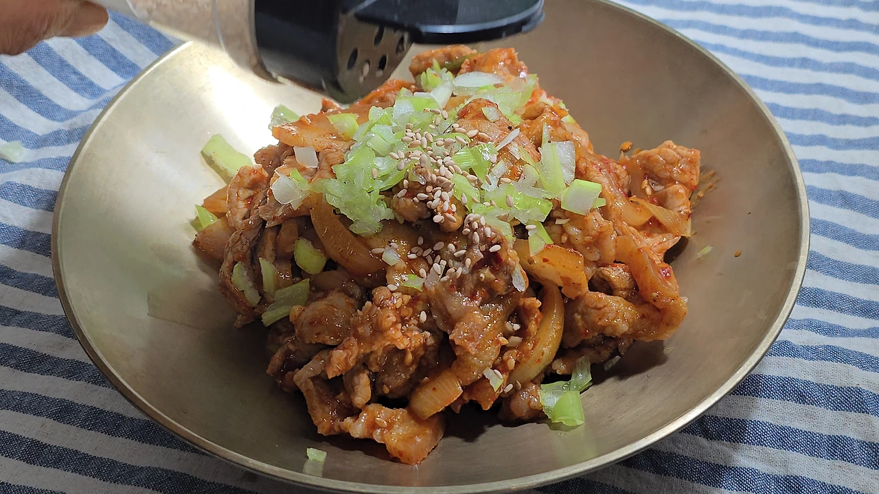 img.jpg?credential=yqXZFxpELC7KVnFOS48ylbz2pIh7yKj8&expires=1764514799&allow_ip=&allow_referer=&signature=fOD%2F4A8%2B4cwU0i5Uh3uateDe84c%3D