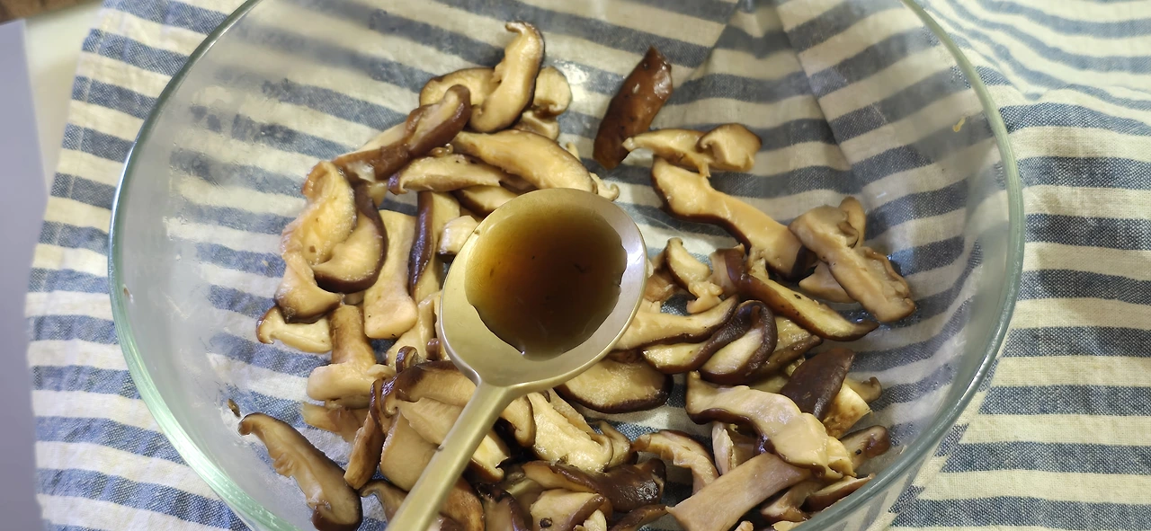 img.jpg?credential=yqXZFxpELC7KVnFOS48ylbz2pIh7yKj8&expires=1761922799&allow_ip=&allow_referer=&signature=CAzNu9ebppL7fFH%2FxorVelblbSQ%3D