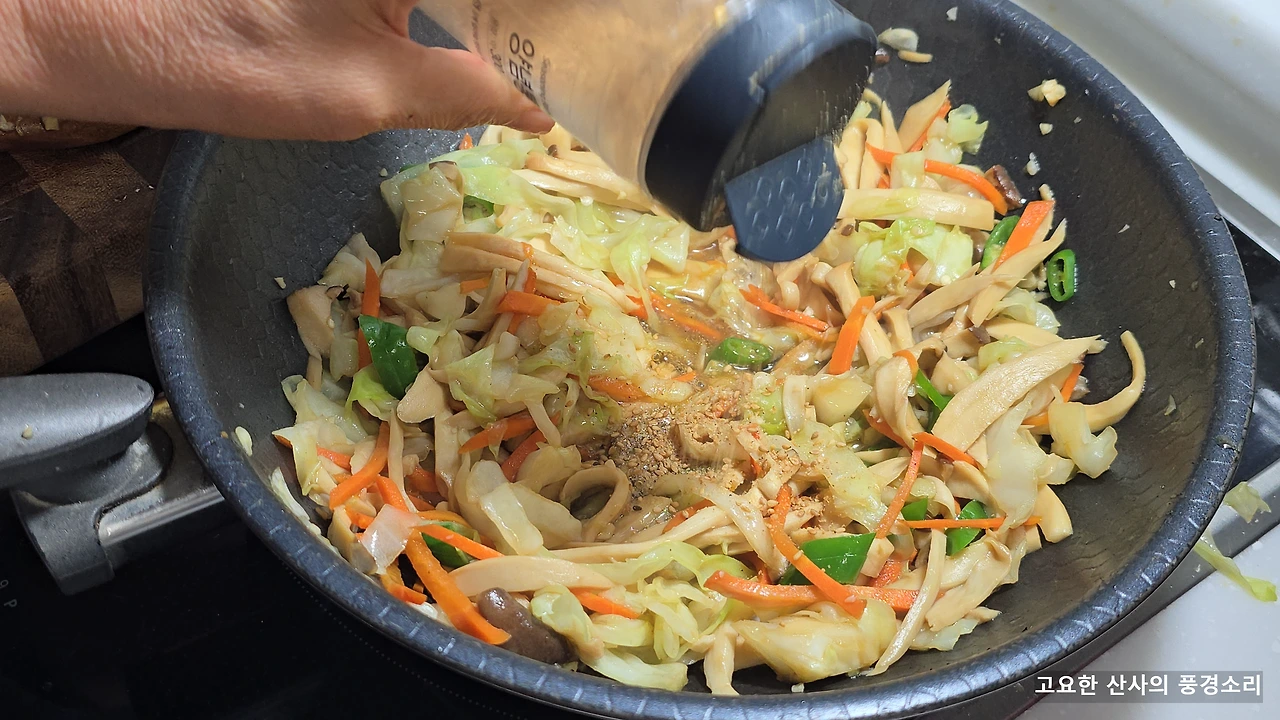 img.png?credential=yqXZFxpELC7KVnFOS48ylbz2pIh7yKj8&expires=1764514799&allow_ip=&allow_referer=&signature=EUFVh9hBNG0ZsqhNppS3JraFGpY%3D