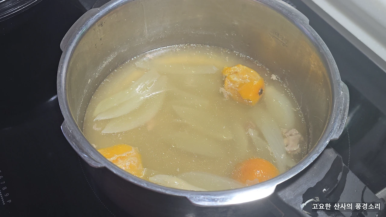 img.png?credential=yqXZFxpELC7KVnFOS48ylbz2pIh7yKj8&expires=1767193199&allow_ip=&allow_referer=&signature=fGCwBDp50mzVK3dIBj%2Fkn6Fv2HU%3D