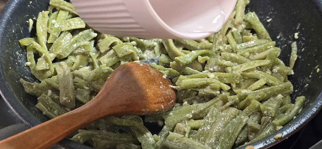 img.jpg?credential=yqXZFxpELC7KVnFOS48ylbz2pIh7yKj8&expires=1759244399&allow_ip=&allow_referer=&signature=gtA9%2FIqnwKdMEjxf8dVQyXncujM%3D