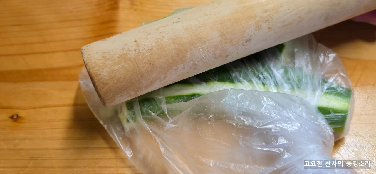 img.png?credential=yqXZFxpELC7KVnFOS48ylbz2pIh7yKj8&expires=1759244399&allow_ip=&allow_referer=&signature=cEH0ZhHrG7ZrlFJK%2BzLFKft3EUw%3D